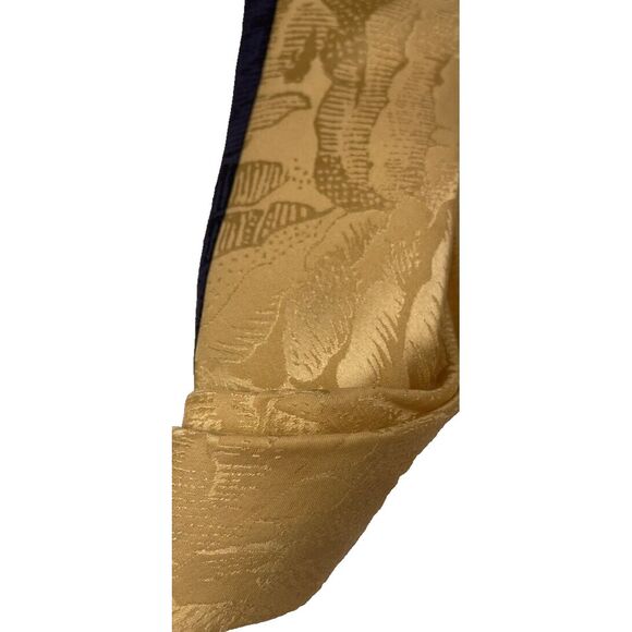 Vintage JOHN WEITZ     100% Silk Tie        Made in USA       Abstract Geometric - Picture 11 of 14